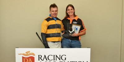 R5 Yvette Bremner Wayne Agrella High Definition- 10 May 2019-Fairview Racecourse-PHP_8527
