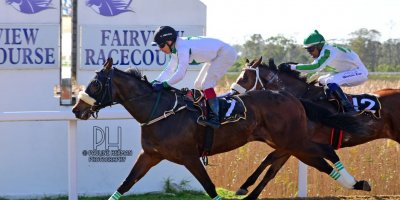 R1 Uren Turner Shadlee Fortune Law and Order- 28 June 2019-Fairview Racecourse-1-PHP_7740