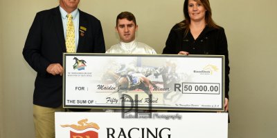 R2 Alan Greeff Teaque Gould African Chime- 7 June 2019-Fairview Racecourse-1-PHP_4815