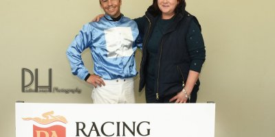 R6 Tara Laing Chase Maujean Fly Thought- 7 June 2019-Fairview Racecourse-1-PHP_5116
