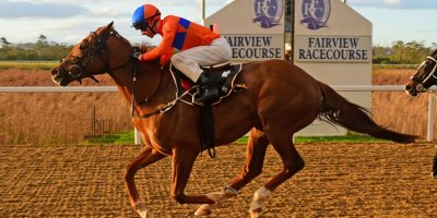R8 Yvette Bremner Lyle Hewitson Le Grand Rouge- 19 July 2019-Fairview Racecourse-1-PHP_1317