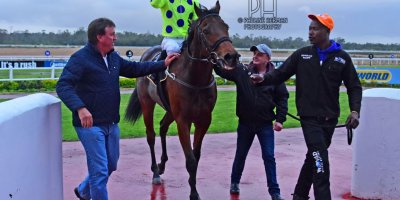 R8 Yvette Bremner Lyle Hewitson Open Fire- 12 July 2019-Fairview Racecourse-1-PHP_0249