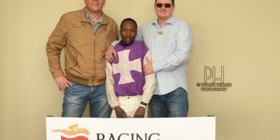 R1 Jacques Strydom D Bogalieboile Humanitarian-Fairview Racecourse-30 August 20191-PHP_6666