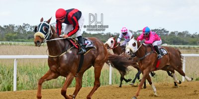 R6 Tara Laing Chase Maujean Bold Viking-Fairview Racecourse-4 October 20191-PHP_2485