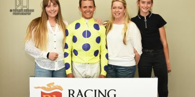 R6 Yvette Bremner Richard Fourie Sir Frenchie-Fairview Racecourse-11 October 20191-PHP_3316