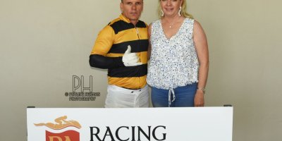R5 Yvette Bremner Wayne Agrella Jays Hawk-Fairview Racecourse-24 JAN 2020-1-PHP_0454