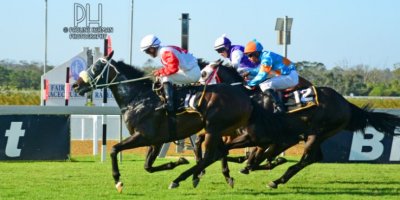 R10 Tara Laing Chase Maujean Beethoven-Fairview Racecourse-6 MAR 2020-1-PHP_7623