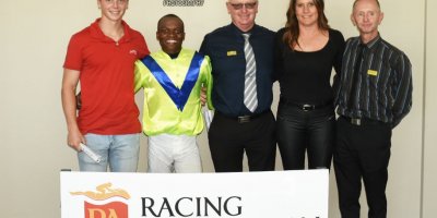 R6 Gavin SMith Julius Mphanya Masterful-Fairview Racecourse-6 MAR 2020-1-PHP_7358